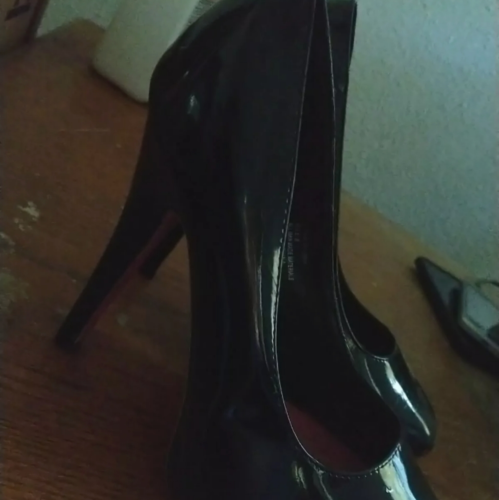 Black stiletto heels